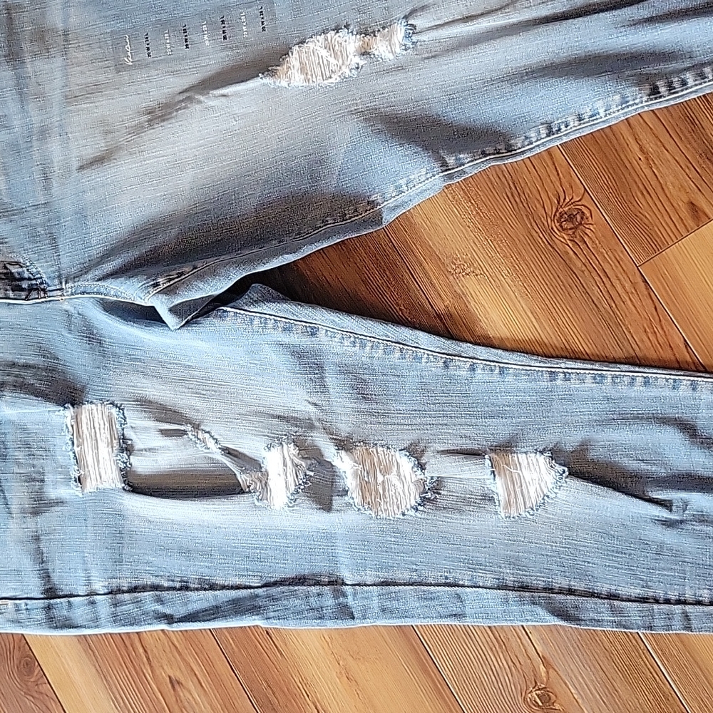 Light Blue Distressed Women Jeans - Picture 2 of 4